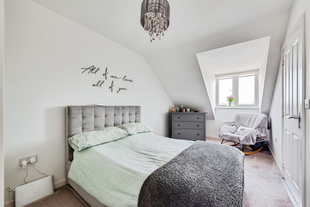 Additional image 6 of 3 bed semi-detached house for saleBrickworth Place, Swindon SN3