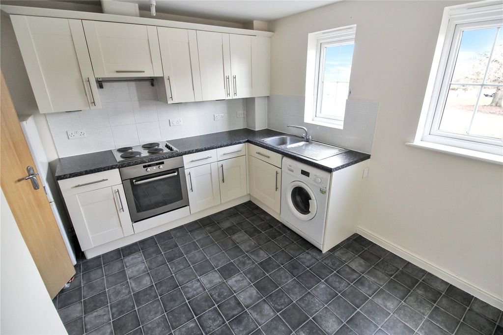 Additional image 3 of 2 bed flat for saleTorun Way, Haydon End, Swindon, Wiltshire SN25
