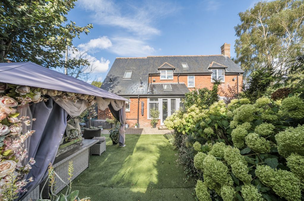 Additional image 9 of 4 bed detached house for saleBroome Manor Lane, Old Town, Swindon SN3