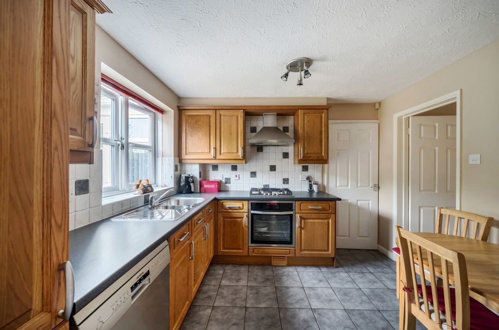 Additional image 4 of 3 bed detached house for saleSound Copse, Swindon SN5