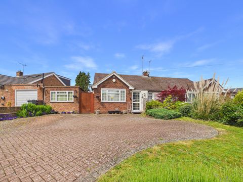 Oak Way, Feltham, Middlesex TW14