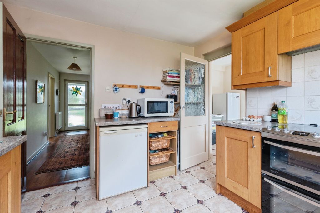 Additional image 8 of 5 bed detached house for saleThe Ridge, Woodfalls, Salisbury SP5