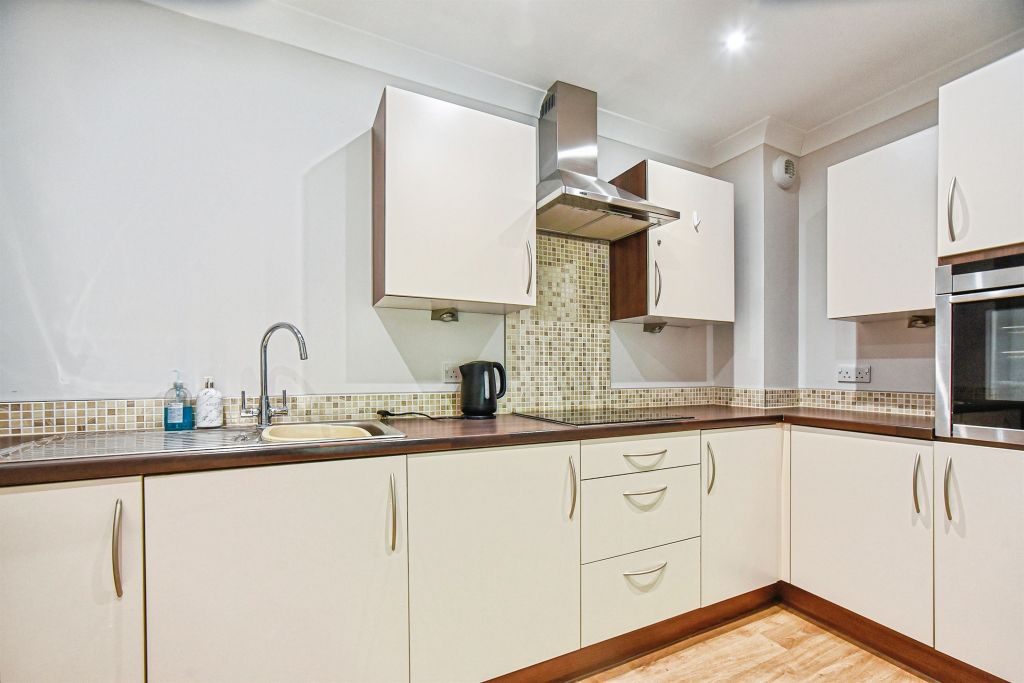 Additional image 6 of 2 bed flat for saleKingsdown Road, South Marston, Swindon SN3