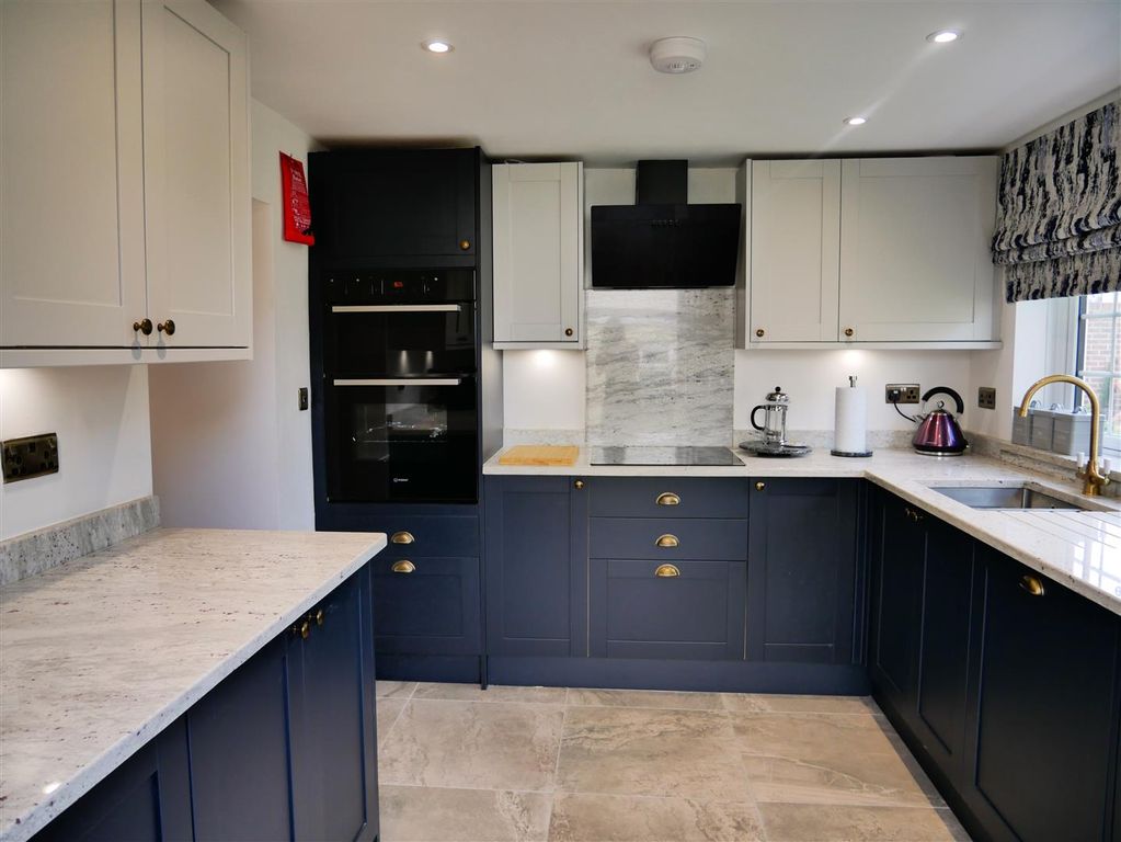 Additional image 2 of 3 bed detached house for saleThe Green, Lyneham, Chippenham SN15