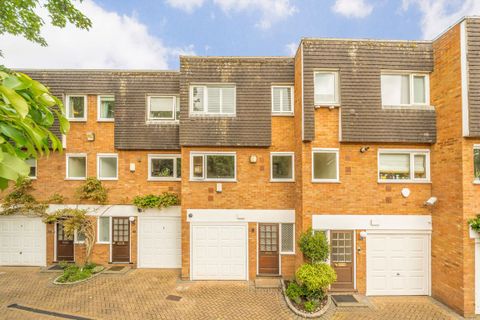 Balmoral Close, Putney SW15