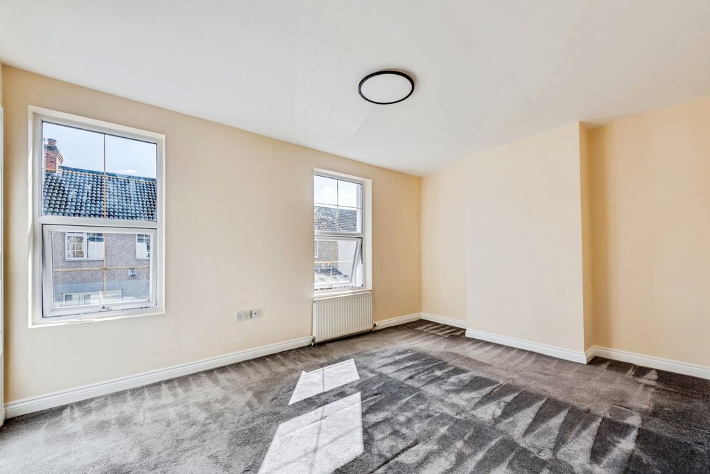 Additional image 10 of 3 bed terraced house for saleEdinburgh Street, Swindon, Wiltshire SN2