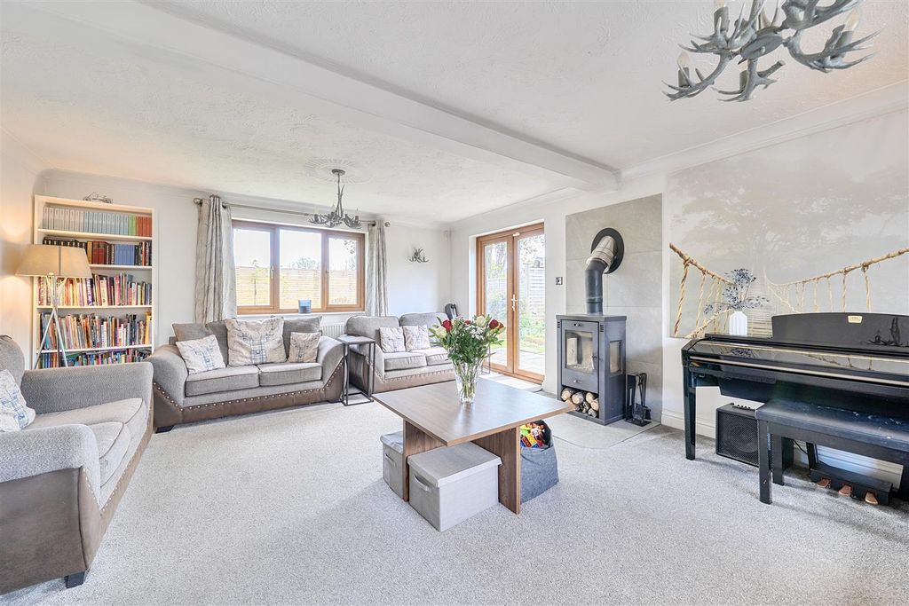 Additional image 7 of 3 bed detached bungalow for saleMalmesbury Road, Chippenham SN15