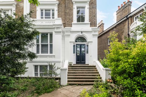 Eliot Hill, London SE13