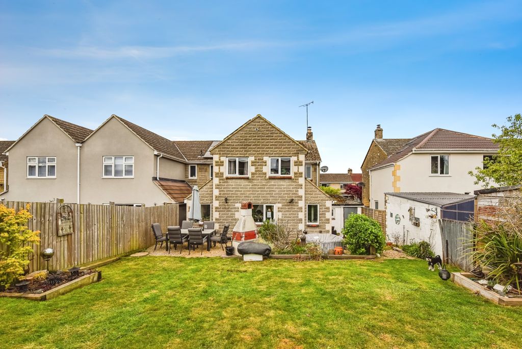 Additional image 6 of 4 bed semi-detached house for saleDownham Mead - Monkton Park, Chippenham SN15