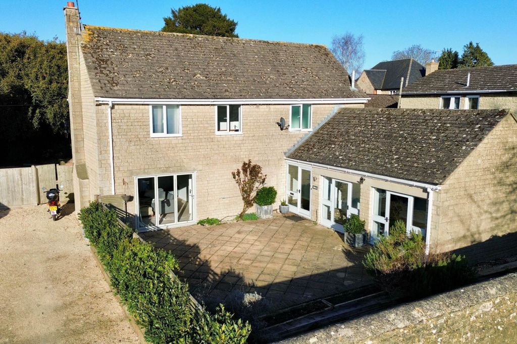 4 bed detached house for saleBourton, Oxfordshire SN6