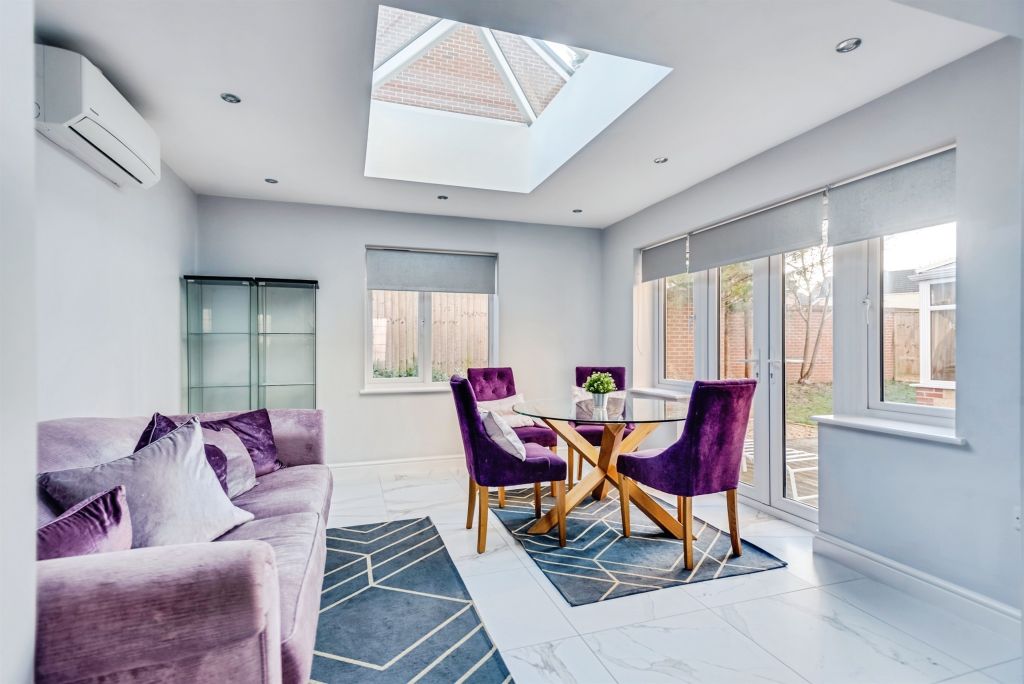 Additional image 4 of 5 bed detached house for saleMustang Way, Swindon SN5