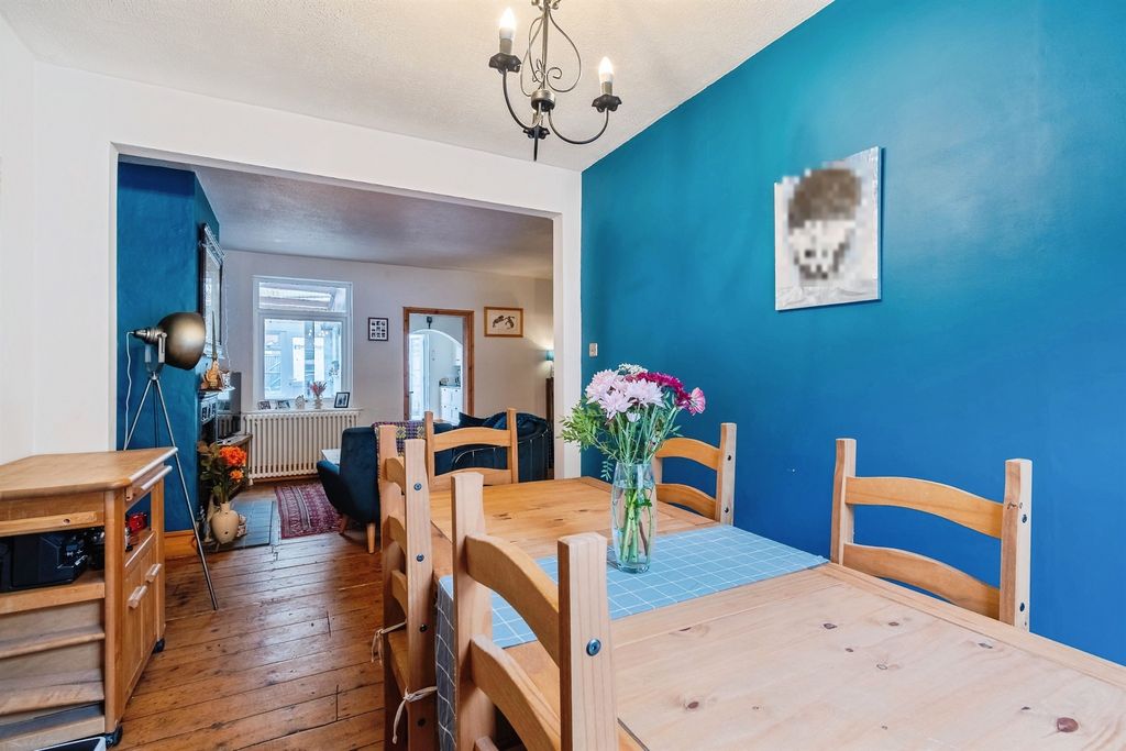 Additional image 5 of 2 bed terraced house for saleDowning Street, Chippenham SN14