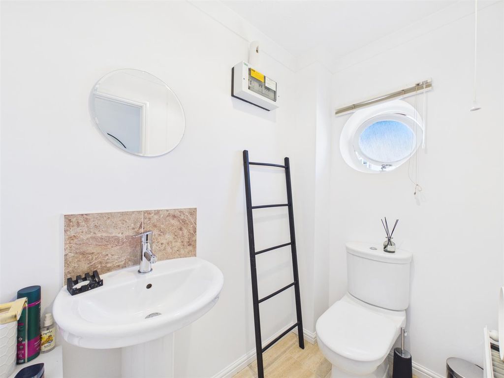 Additional image 4 of 3 bed detached house for saleBythebrook, Chippenham SN14