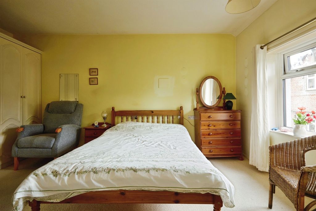 Additional image 10 of 1 bed flat for saleSt. Edwards Court, Shaftesbury SP7