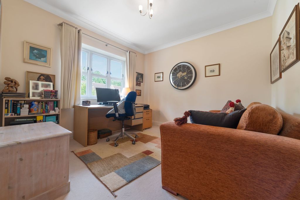 Additional image 9 of 3 bed terraced house for saleHighgrove Avenue, Ascot SL5