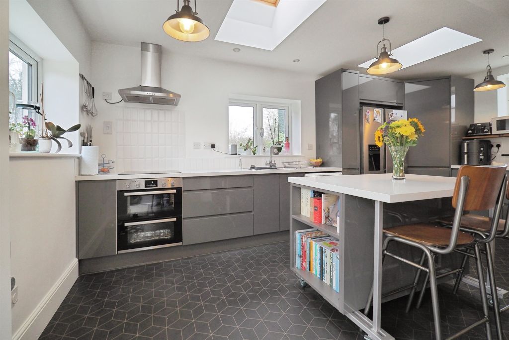 Additional image 12 of 4 bed detached house for saleWinterslow Road, Porton, Salisbury SP4