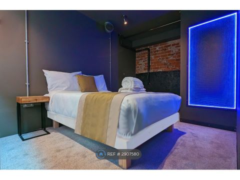 Blayds Yard, Leeds LS1