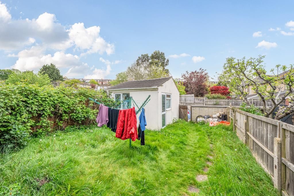 Additional image 10 of 5 bed semi-detached house for saleKingshill Road, Swindon SN1