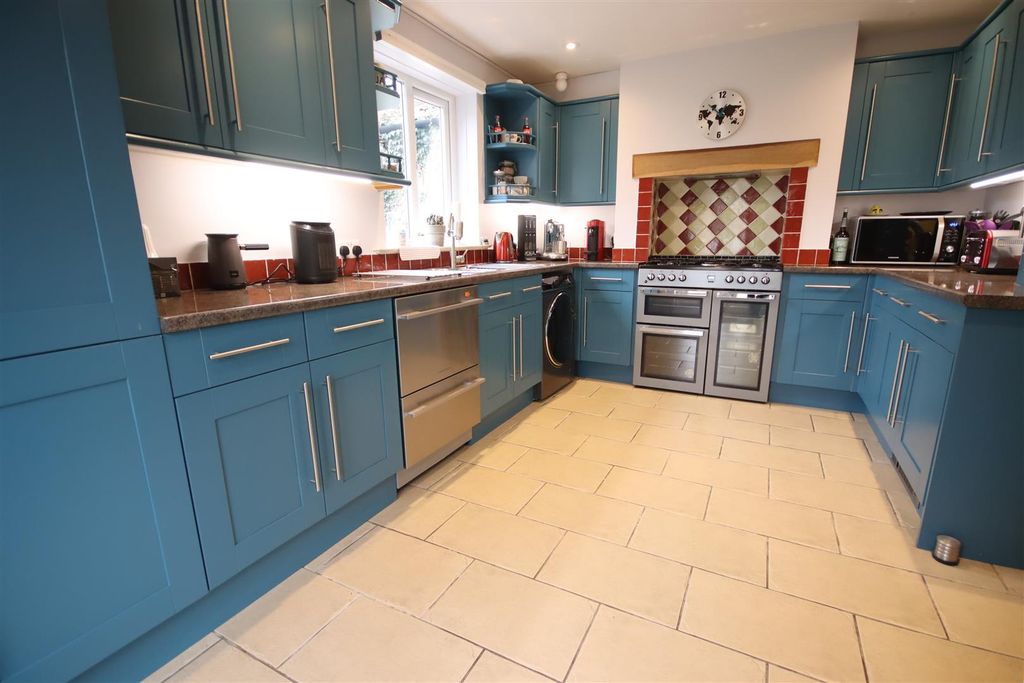 Additional image 3 of 2 bed cottage for saleMalmesbury Road, Chippenham SN15
