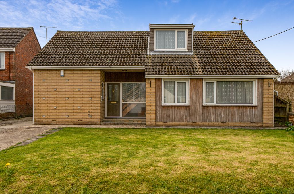 Additional image 22 of 6 bed detached house for saleCarisbrooke Terrace, Chiseldon, Swindon SN4