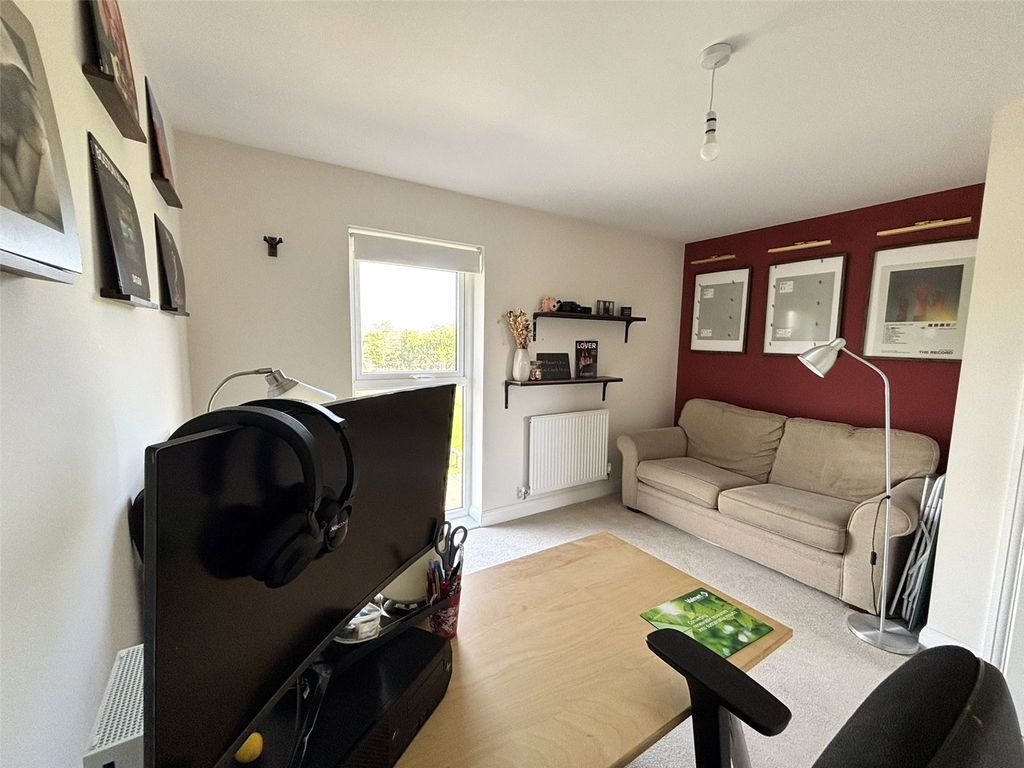Additional image 12 of 2 bed semi-detached house for saleRusset Close, Swindon, Wiltshire SN1
