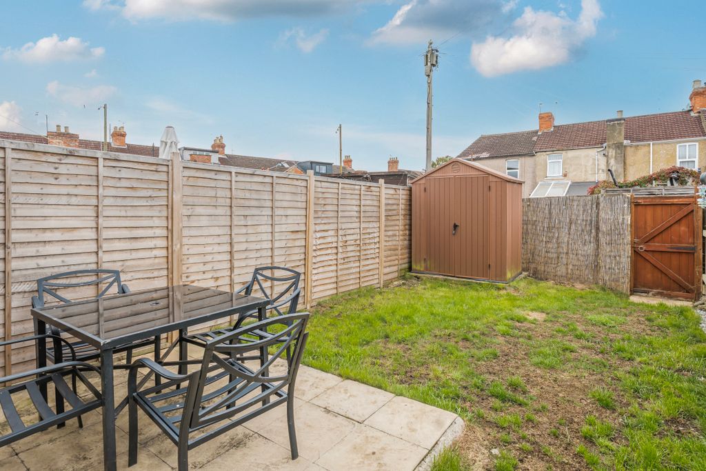 Additional image 13 of 2 bed terraced house for saleFord Street, Kingshill, Swindon SN1