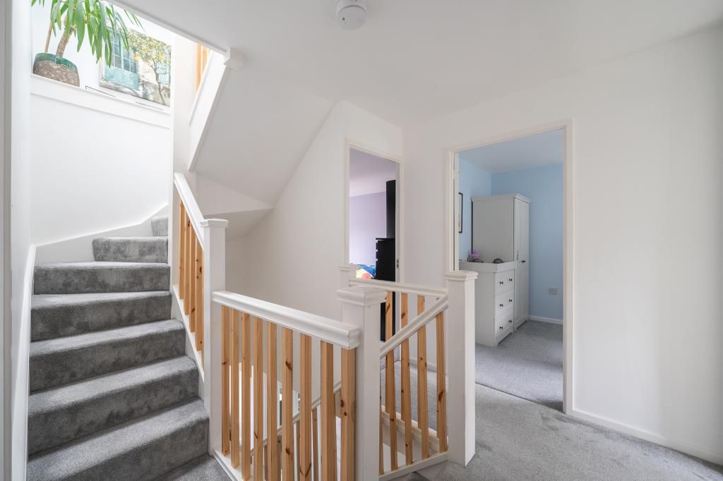 Additional image 19 of 6 bed detached house for saleFennel Close, Swindon SN2