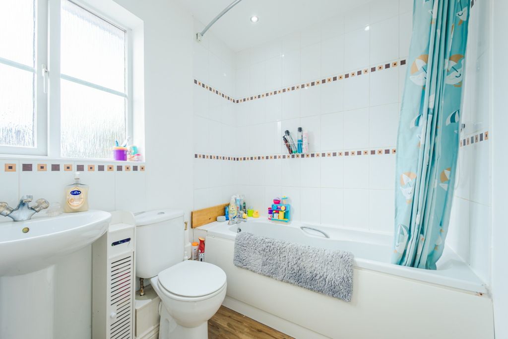 Additional image 11 of 3 bed end terrace house for saleWinton Road, Swindon, Wiltshire SN3