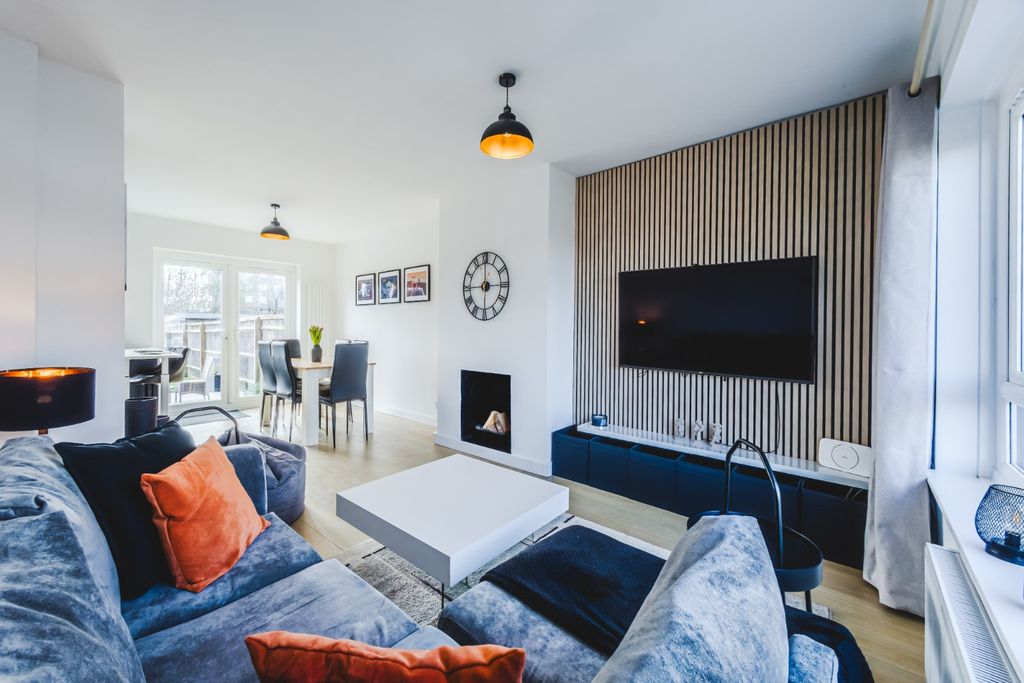 Additional image 7 of 3 bed terraced house for saleAshbury Avenue, Swindon, Wiltshire SN3