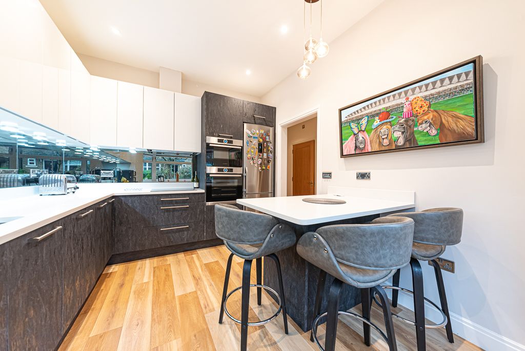 Additional image 7 of 4 bed town house for saleGatcombe Crescent, Ascot, Berkshire SL5