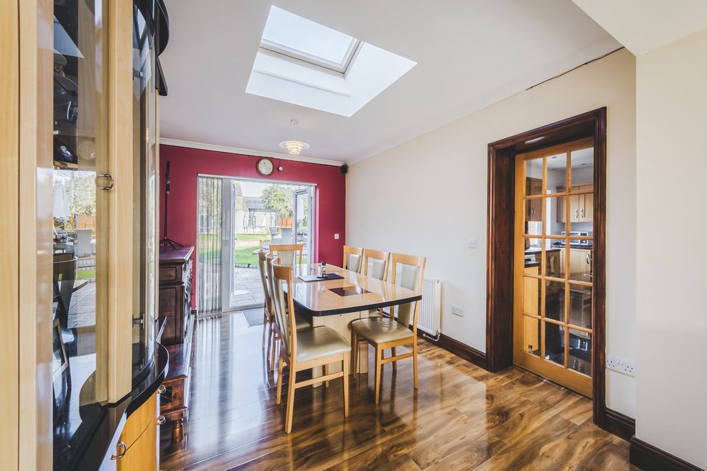 Additional image 6 of 4 bed detached house for saleOxford Road, Swindon SN3
