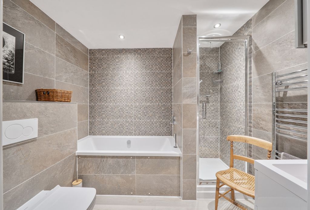 Additional image 13 of 3 bed flat for saleNorth Road, Combe Down, Bath, Somerset BA2
