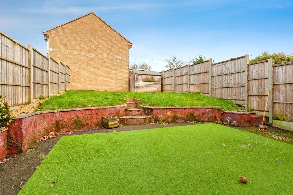 Additional image 8 of 3 bed end terrace house for saleCalfridus Way, Bracknell, Berkshire RG12