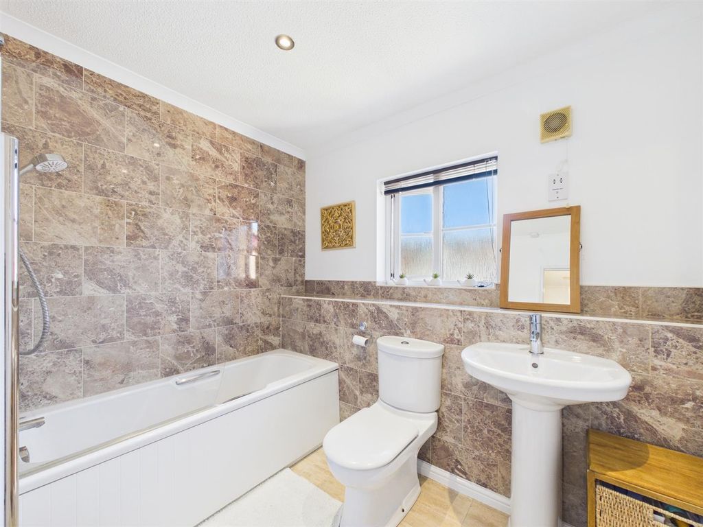 Additional image 17 of 3 bed detached house for saleBythebrook, Chippenham SN14