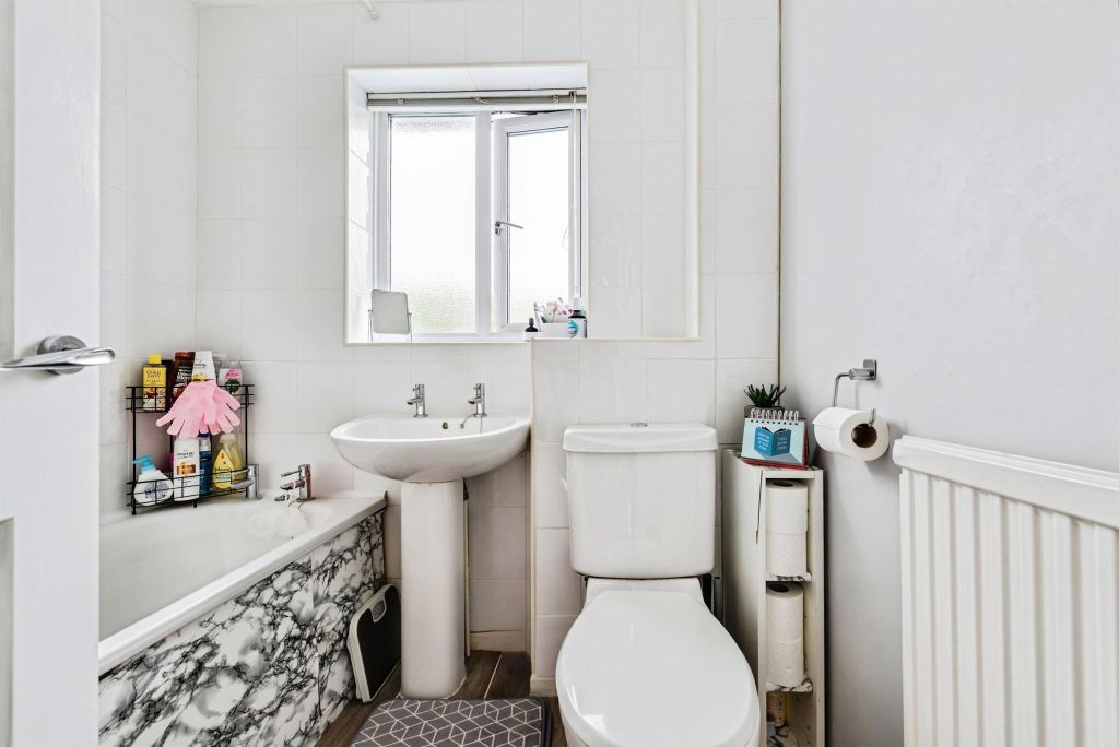 Additional image 12 of 3 bed semi-detached house for saleBayleaf Avenue, Swindon SN2