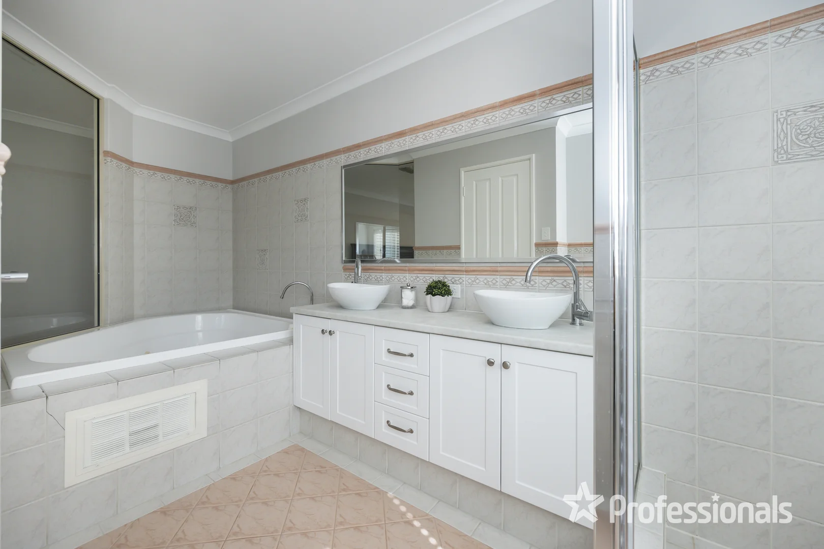 Additional image 18 of Ellenbrook WA 6069