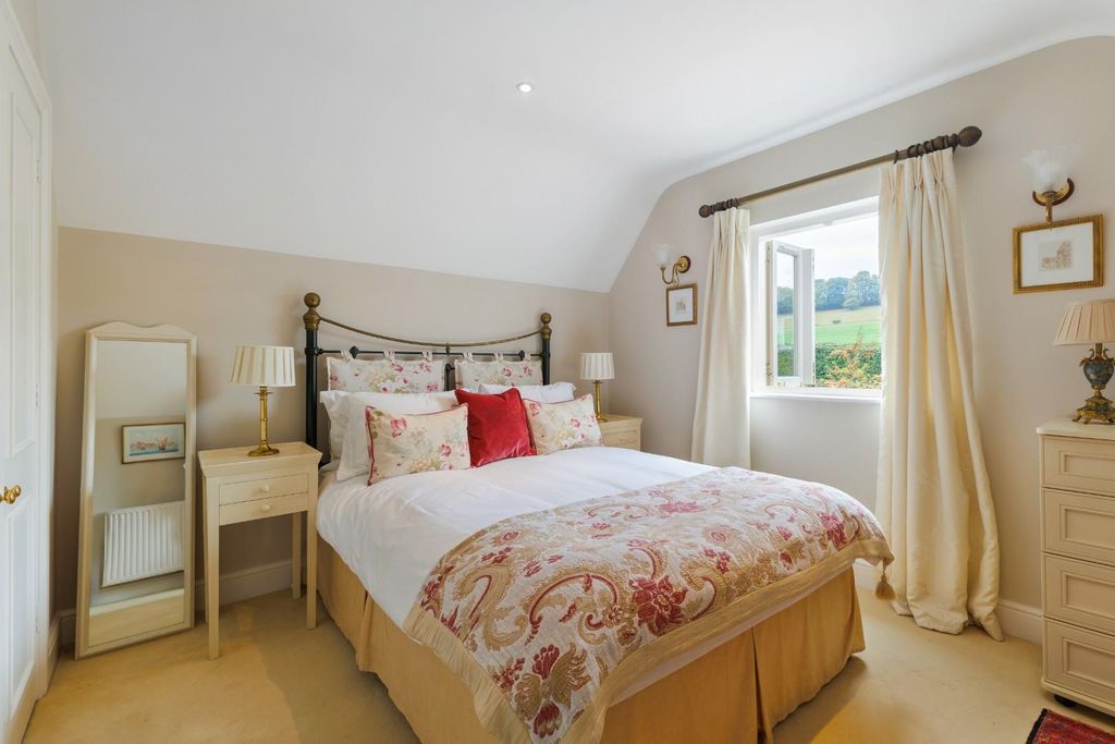 Additional image 14 of 4 bed semi-detached house for saleStratford Sub Castle, Salisbury SP4