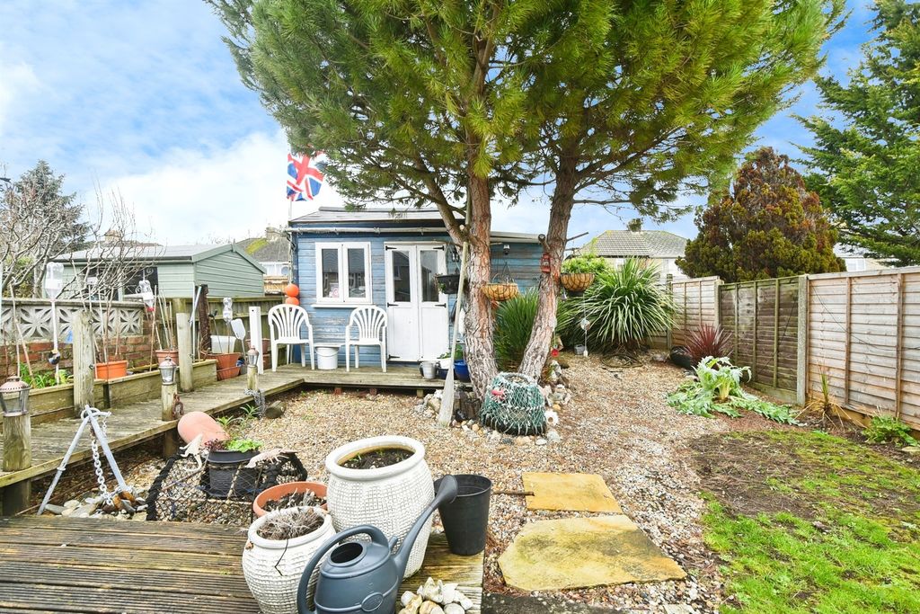 Additional image 15 of 3 bed semi-detached house for saleOkus Grove, Swindon SN2