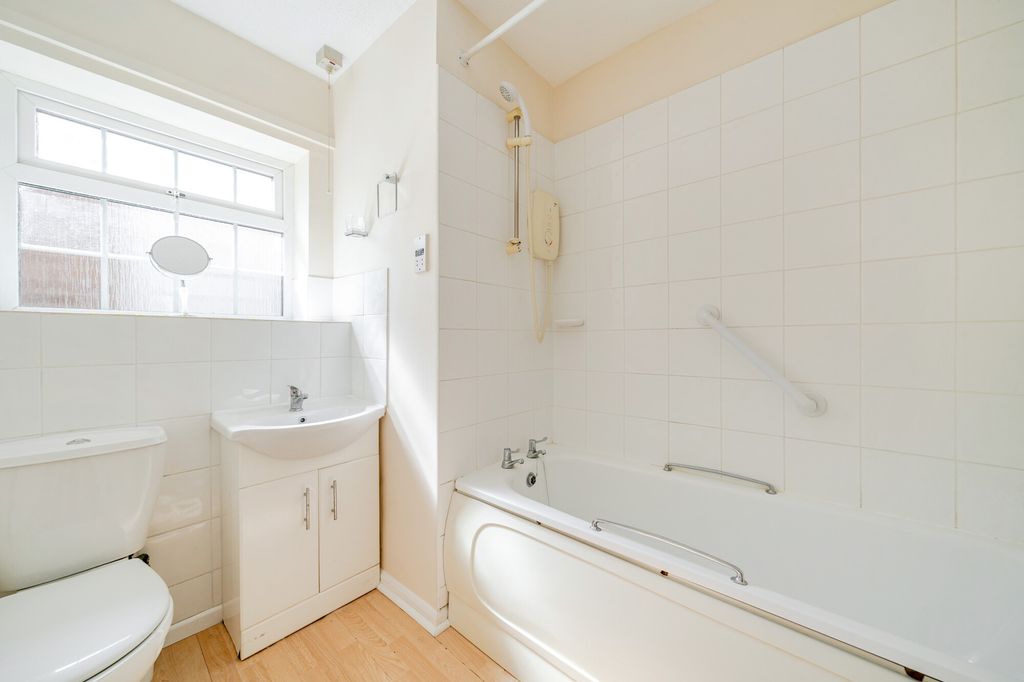 Additional image 10 of 3 bed detached house for saleQueens Close, Ascot SL5