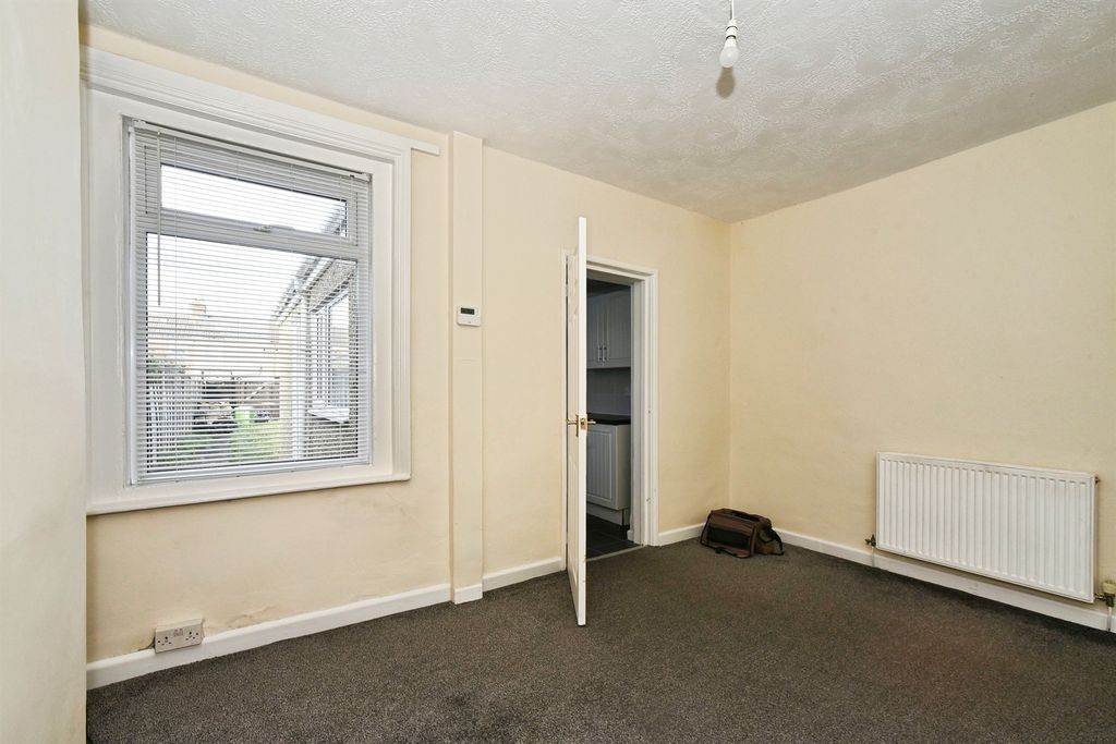 Additional image 5 of 2 bed terraced house for saleRayfield Grove, Swindon SN2