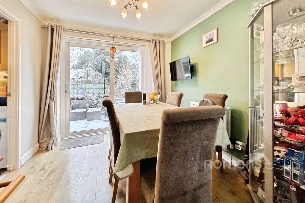 Additional image 4 of 3 bed semi-detached house for saleWargrove Drive, College Town, Sandhurst GU47