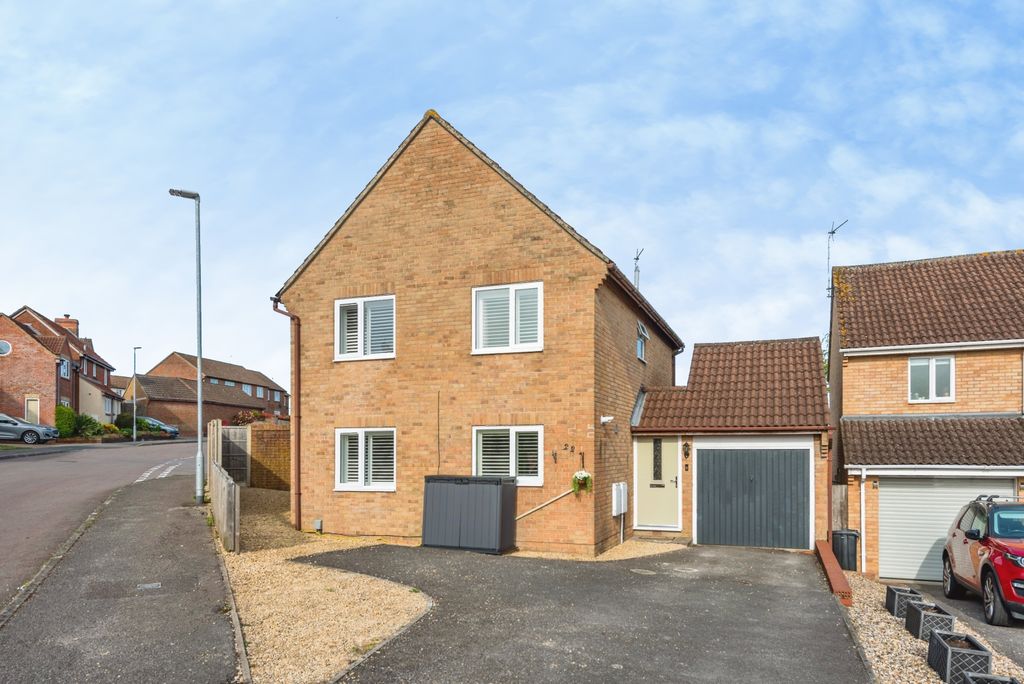 Additional image 2 of 4 bed detached house for saleGarraways, Royal Wootton Bassett SN4