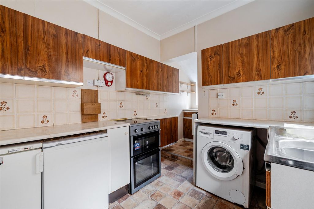Additional image 6 of 2 bed terraced house for saleEstcourt Crescent, Devizes SN10