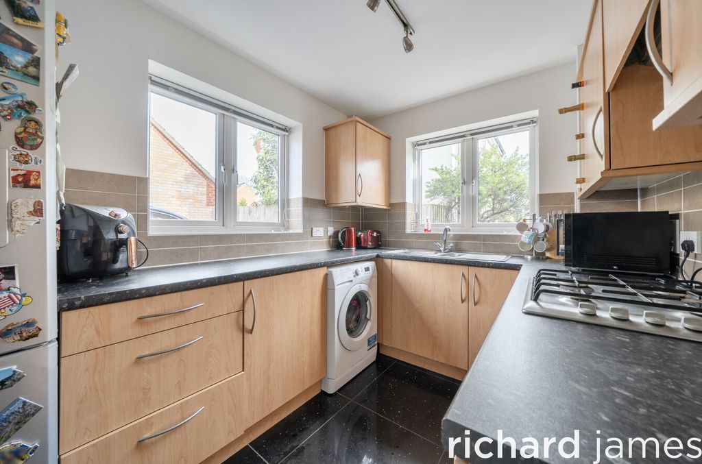 Additional image 5 of 4 bed end terrace house for salePiernik Close, Haydon End, Swindon SN25