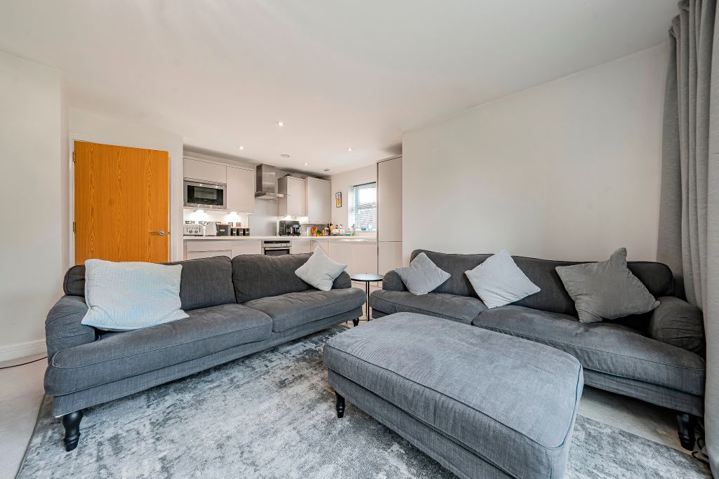 Additional image 5 of 2 bed flat for saleFernbank Road, Ascot SL5