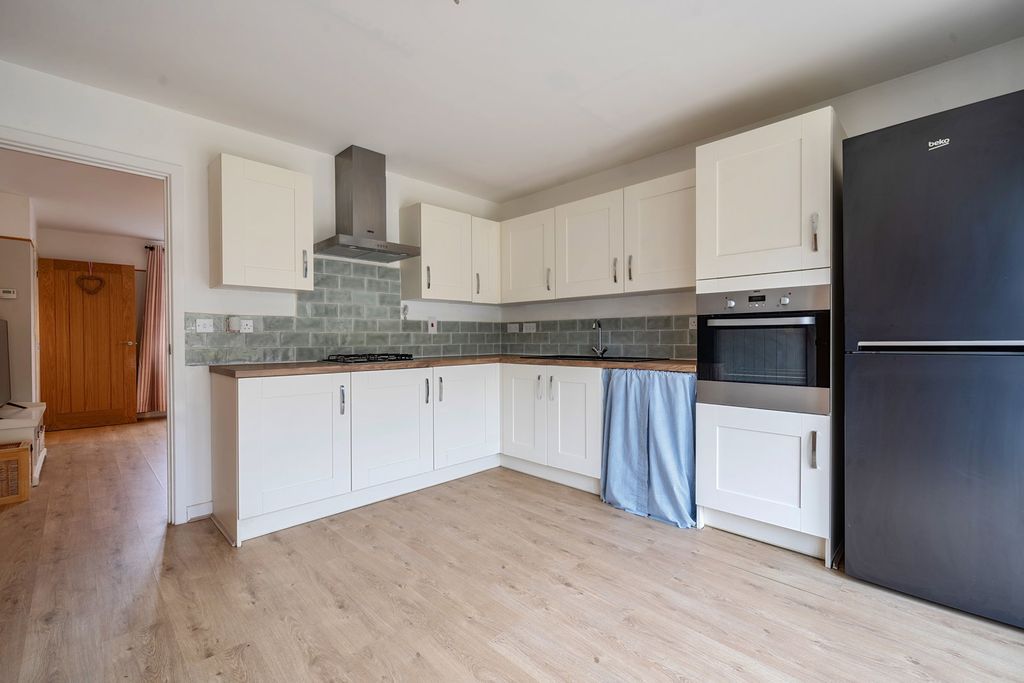 Additional image 8 of 3 bed semi-detached house for saleDeere Avenue, Chippenham SN14