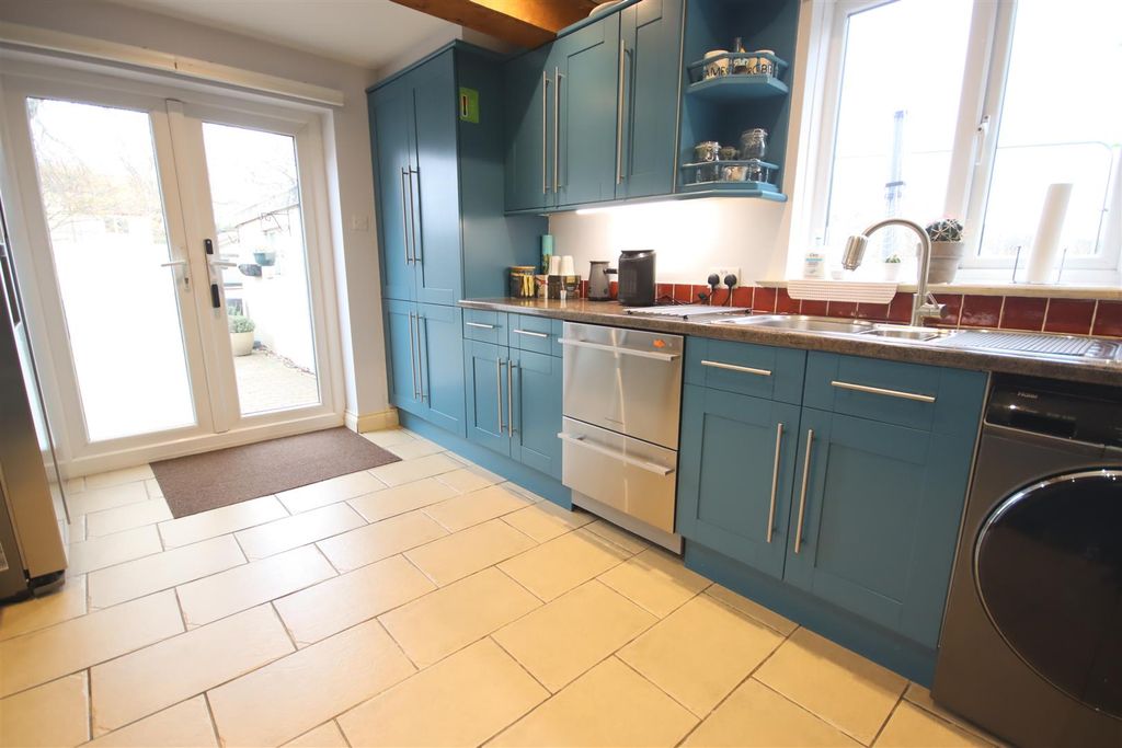 Additional image 4 of 2 bed cottage for saleMalmesbury Road, Chippenham SN15