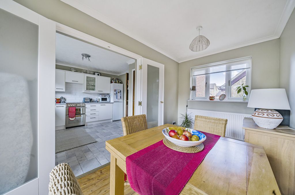 Additional image 6 of 3 bed detached house for saleGrindal Drive, Grange Park, Swindon SN5