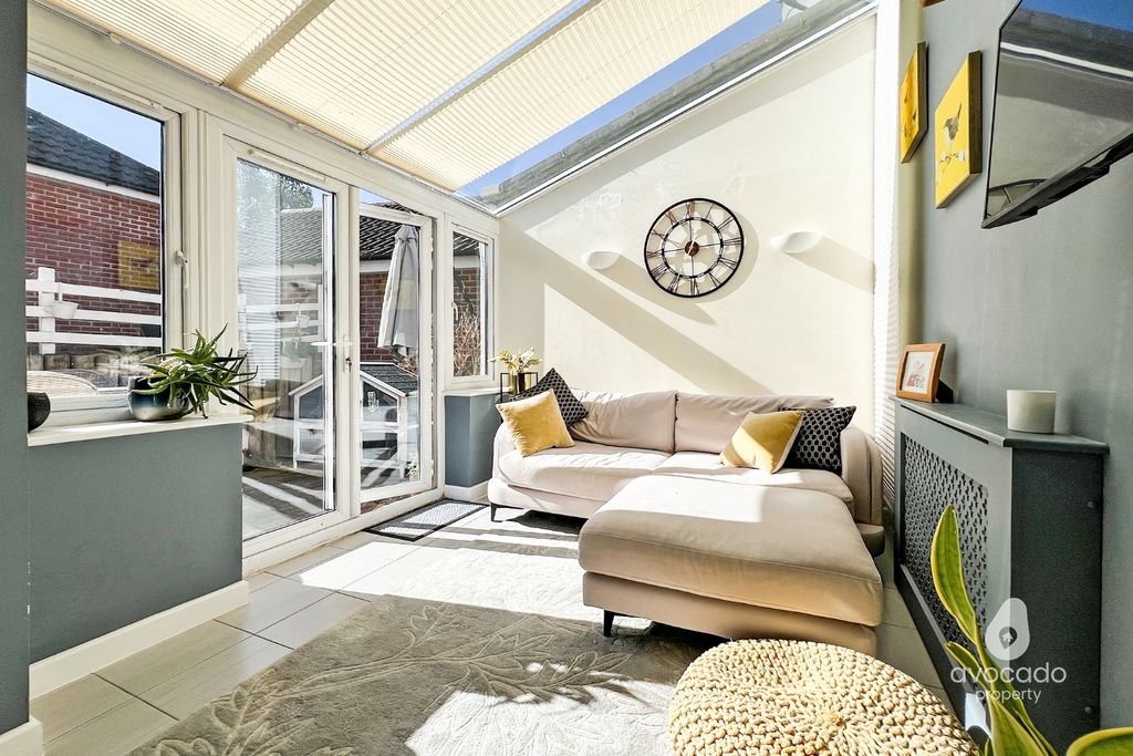 Additional image 6 of 4 bed detached house for saleCrutchley Wood, Jennetts Park, Bracknell RG12