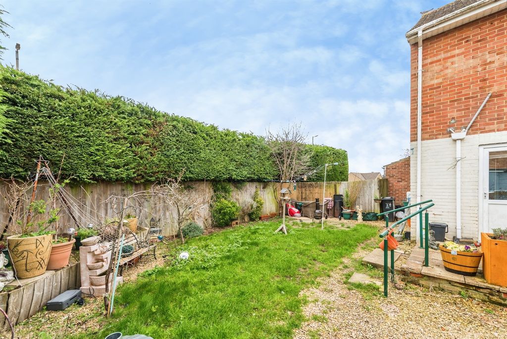 Additional image 13 of 3 bed end terrace house for saleThames Avenue, Swindon SN25